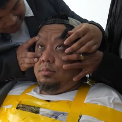 ||| รีทวิตเยอะนะ🙏🏼 | บางเรื่องรีทวิตให้เห็นหลายๆแง่มุม(ยกเว้นมุมสลิ่ม)