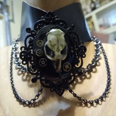 i am a jewelry necromancer, and dabble in clothing and bags as well. Etsy shop is now open!