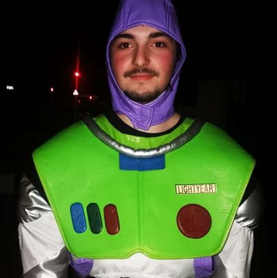 La vie c’est pas un oinj’, si tu me roules c’est moi qui t’fume. Buzz l’éclair