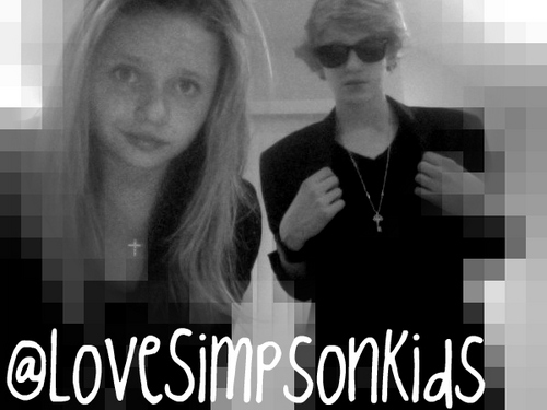 @TheCodySimpson followed 5/2/11 and Alli followed 5/19/11 3 i love all the simpsons.! met Cody,Alli 11/3/10, 5/8/11, 5/20/11, & 6/31/11 PhoneCallW/Cody9/25/11 