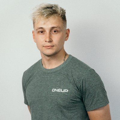 Returned to Twitter Nov ‘21 | Building 2 startups - Making sales teams amazing at @oneup_sales 🏆 & Become better in everyday life with @meet_bel 💪🏼