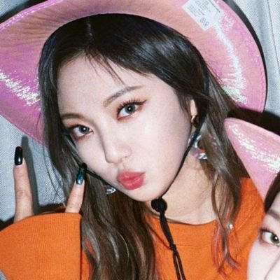 journeyaku's profile picture. pusing kalo ga balance