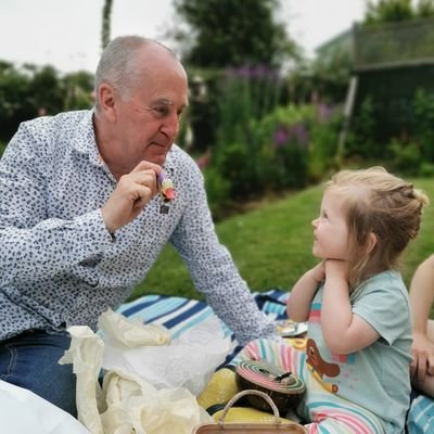 Director and IFA @CansquaredLtd.
Passionate about Norwich City, Subbuteo, WW2 history, Saab cars, Walking Football... oh, and Pensions!