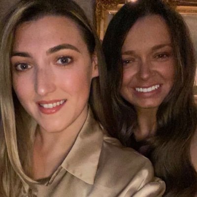 LeahDavies23's profile picture. ✈☀❤