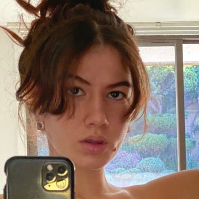 annamrul's profile picture. @twitter
pro-mlm // @hydefm
cymbidium_pseudobulb