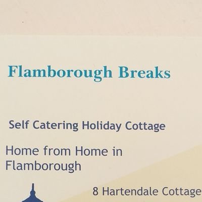 family holiday cottage in lovely seaside village of Flamborough. sleep 2+2 + sofa bed. dogs with careful owners welcome. 
fully equipped kitchen, comfy beds.