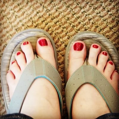California girl loving life in her flip flops and getting pedicures. Selling content not buying...
Cash App: $MysticsFeet