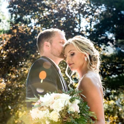 abarnette_'s profile picture. pizza and wine enthusiast•PCPNP•WVU alum