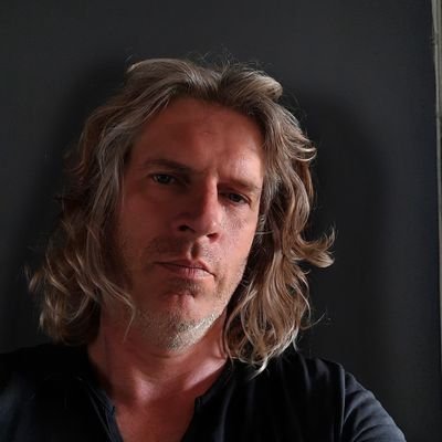 Robertvdprange's profile picture. Melkveehouder met hart voor keiharde muziek.
FrieslandCampina, Lely, op paar incidenten na trouw aan Holstein. Achterhoek. Death Metal, Black Metal, Non serviam