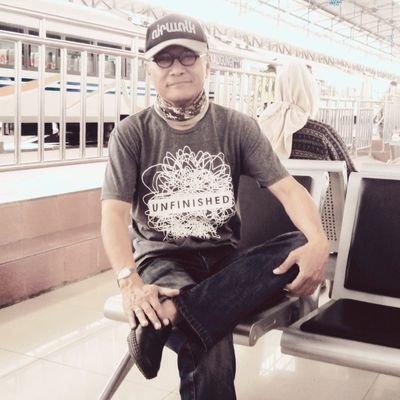 gagoektriana's profile picture. 