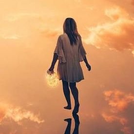 _sistercode's profile picture. Your best sister 🐝🦋