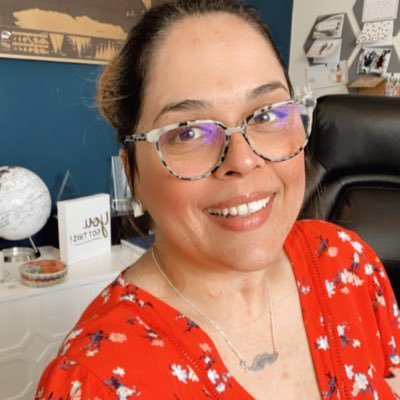 carlottadx's profile picture. Sobreviviente, ahora gringa pero mexicana con raíz cubana siempre. 🐈‍⬛ lover, Foodie, traductora educativa, fan del 🏈 y residente de Charlotte NC.