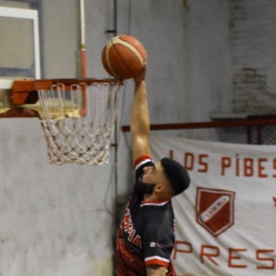 adriannlatorre's profile picture. Maestruli ✌🏼