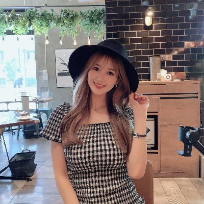 主婦4年目の28歳/得意料理は肉じゃがw/家事の傍ハイブランドの転売してます/旦那の本業くらい稼いでます😘/お小遣い稼ぎが趣味です💸/ハイブラの無在庫転売が絶好調なので記録として残しておきます