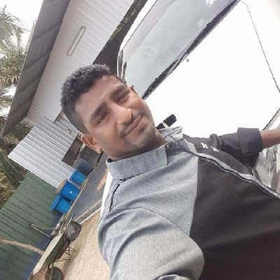 Saravan12164044's profile picture. 