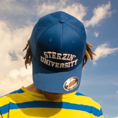 The Life$tyle Of Tomorrow🎸 | $teezin - Styling with ease 🏄🏾♂️| Owner: @iSteezee 🛹| DM for purchases or any further questions 🎸| IG: @ steezinuniversity