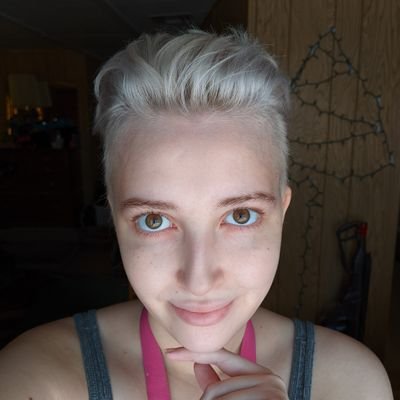 Angelfelis's profile picture. Progressive, Artist, Mother of Cats ~ IG: angel_felis