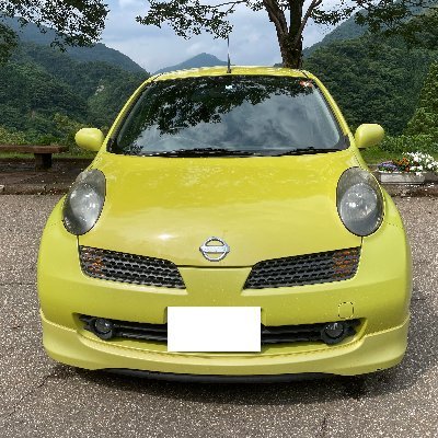 12SR38128462's profile picture. 令和3年7月11日に約17年乗ったヴィッツ1.3RSからほぼ同年式のマーチ12SR に乗り換えたオッサンです。無言フォロー失礼いたします。実家のクルマがMTだったため、苦労してMT免許を取った故なのかマイカーは未だにMTに固執してます。なお、運転はど下手。コメント等お気軽にどうぞ！#K12 #12SR  #日産