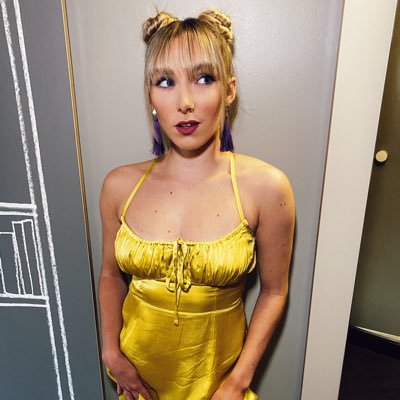 kathryncree's profile picture. she/her