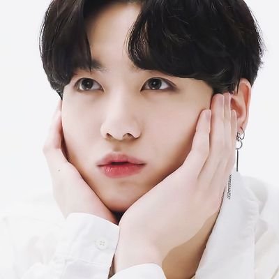 🔥Fan account for @BTS_twt👉V-ARMY 🇻🇳👑Teamwork makes the dream work👑
main account @giang_2807