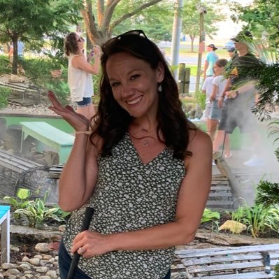 Coffee drinker. Dog mom. 2nd grade teacher. Community Relations Manager for the Teach Better Team. Go Noodle Ambassador 💜💜💜
