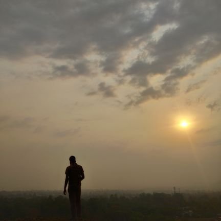 Never give up to Day unless Day gives up to you .
≈Ashwini