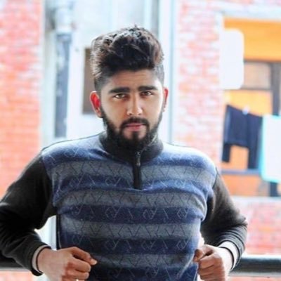 ajnasmadathil's profile picture. Insert pretentious crap about myself here✍️