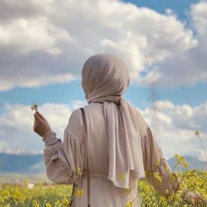 hafsa03901634's profile picture. Eine Lehrerin,eine Mutter und Natürlich eine Person mit Gewissen🌹🌹🌹
Ich werde für mehr Gerechtigkeit kämpfen🌱🌷🪴⚘