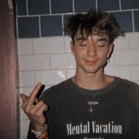 lili (@sour7seavey) 's Twitter Profile