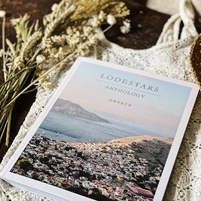 Welcome to Lodestars Anthology, a magazine-meets-journal dedicated to place, travel and discovery with each issue exploring a single country.