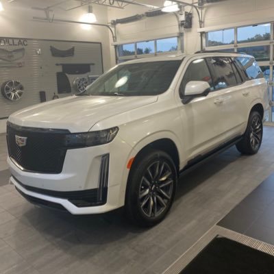 Pre-Owned Vehicle Manager at Ettleson Cadillac, Buick, GMC in Hodgkins, IL. Just north of I55 on LaGrange Rd. - By Sam's Club. Only 15 minutes from downtown