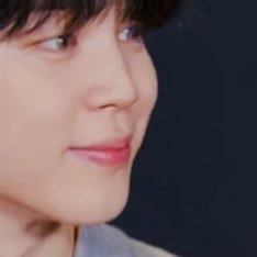 🔉𝙩𝙤𝙥 𝙥𝙧𝙞𝙤𝙧𝙞𝙩𝙮: @BTS_twt's 𝓱𝓪𝓹𝓹𝓲𝓷𝓮𝓼𝓼 𝓪𝓷𝓭 𝓰𝓻𝓸𝔀𝓽𝓱 💜🌷
|| was @thewhoreofbangtan~suspended
||2016 𝗔𝗥𝗠𝗬|| 💜