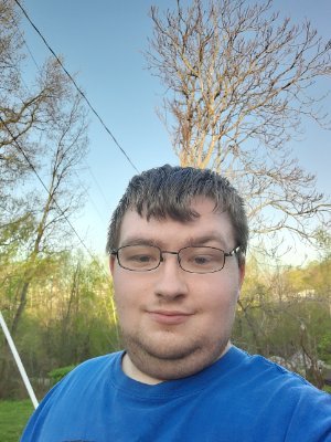 I live in Kentucky,USA  I'm 25,Single

Lover of all things Racing