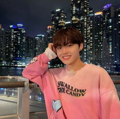 teume_wannable's profile picture. @wannaone_twt #treasuremembers
 #준규 #지훈 - MAHAL KO