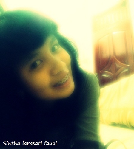 Sinthadipzdipz's profile picture. I believe that I can definitely be successful, although can not be the first. My ambition is not a position but happiness.