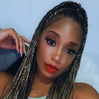 nikkisheree's profile picture. https://t.co/Jxhy1WxPYH