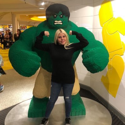 GeanniAlmera's profile picture. Diseñadora de modas y Actriz de doblaje.... #27♥/ Inst: @geannialmera