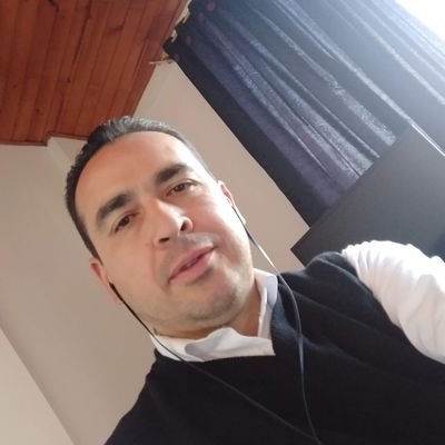 Educación, Idiomas, Filosofía e Historia