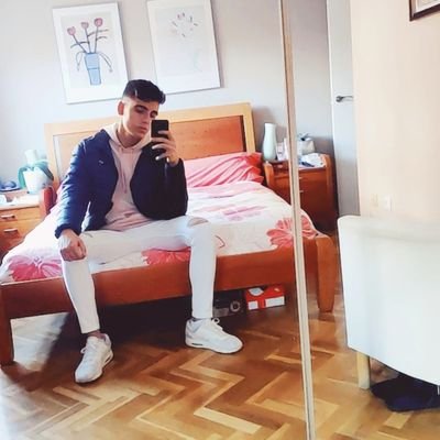 HugoMr83's profile picture. ,,