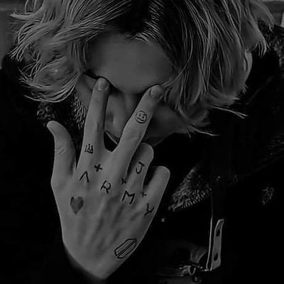 ☆ ๑♡ stan Seven Kings ♡
⇆ㅤ◁ㅤ ❚❚ㅤ ▷ㅤ↻
°•||втs||•° ➳•||💜||•♫♪.ılı.lıllılı.ıllı.♫♪▶kingtan paved th