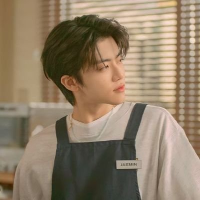 ❨ ❝ 𝐢𝐧 𝐥𝐨𝐯𝐞 𝐰/ 𝐜𝐮𝐭𝐞 𝐥𝐢𝐭𝐭𝐥𝐞 𝐛𝐮𝐧𝐧𝐲 #𝐉𝐀𝐄𝐌𝐈𝐍🐰 𝐚𝐧𝐝 𝐬𝐰𝐞𝐞𝐭 𝐥𝐢𝐭𝐭𝐥𝐞 𝐟𝐨𝐱 #𝐑𝐄𝐍𝐉𝐔𝐍 🦊 ❞ ❩