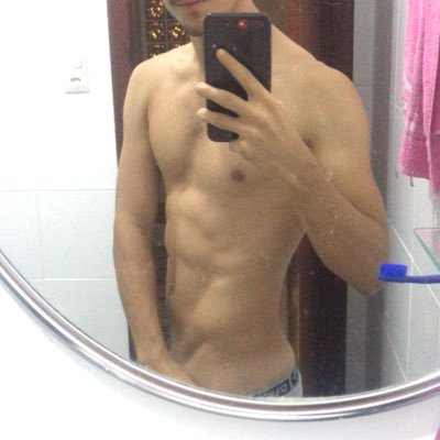 🔞 versátil | 🍆🍑 | me manda um pix na DM e veja a mágica acontecer