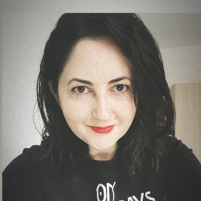the_zaharia's profile picture. 💻 Redactor-șef la Revista Golan
📚 Sertarul cu ură, Jurnal de librar, Suicid, Eu n-am trăit războiul