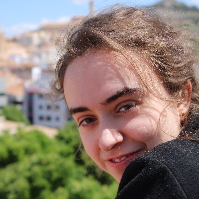 Predoctoral researcher at @metazomics, @IBE_Barcelona.
Unpuzzling the genomic 🧬 basis of terrestrialization in animals🦀🐙🐟🌊⏭🕷🐌🦇⛰ She/her