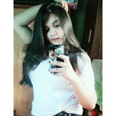 MadhurzaKhan's profile picture. I am digital marketing strategist💻,painter👩‍🎨🎨,social media influencer👩wanna be a entrepreneur 👩‍💼