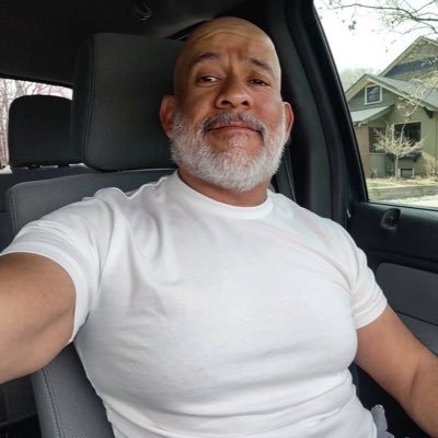 just a mature, bearded, blue collar worker. Leo ♌️ construction 🦺 fitness 🏋🏻♂️ music 🎶 foodie 🌮 football 🏈 baseball ⚾️ UFC, Netflix, dog 🐕