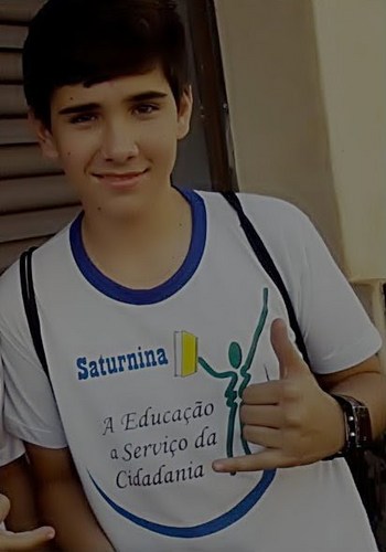 Arthur_Bosi's profile picture. Acima de Você , Abaixo de Deus