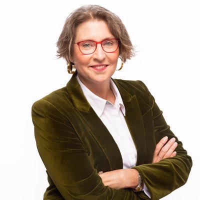 Lisa Plaggemier Profile