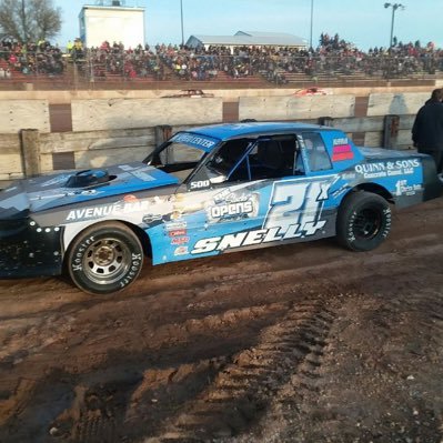 Live and breathe #dirttrackracing #GBPackers #WisconsinBadgers @SMR_114/@RichFranklin #GreatDanes #LabraDanes #weinerdogs