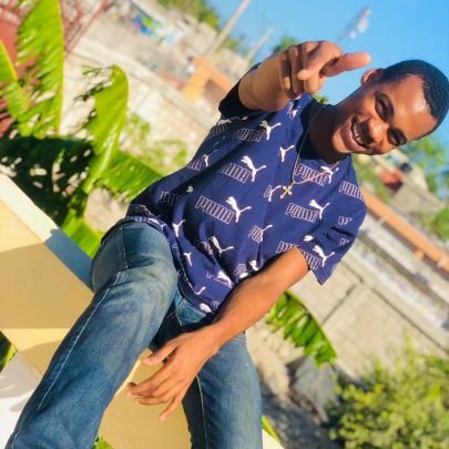 FUTURMILLIONNA2's profile picture. E-COMMERCE